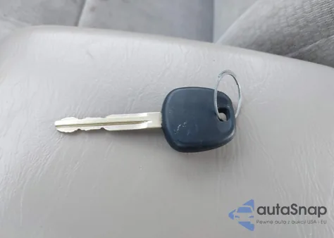 2004 Toyota Corolla Le из США, поврежденный, VIN 2T1BR32E14C235351